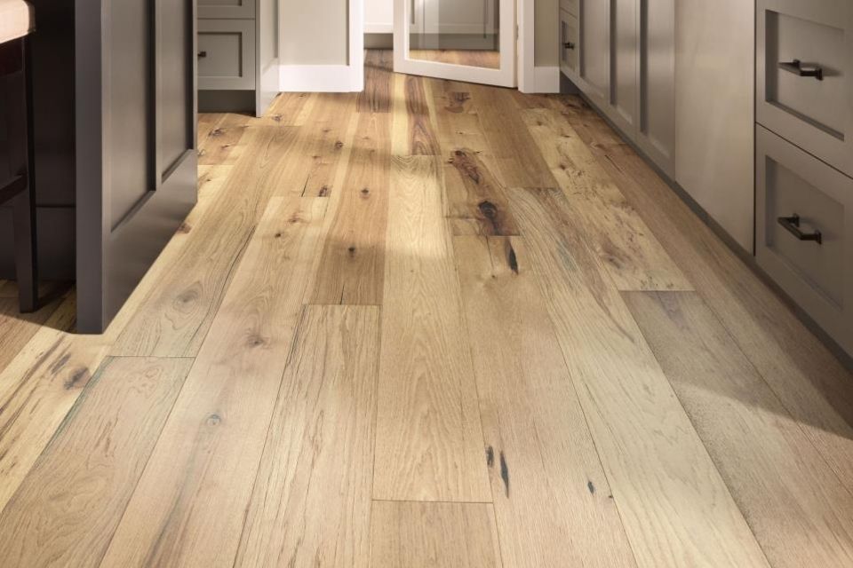 Hardwood floors in kitchen by Hydrotek H2O