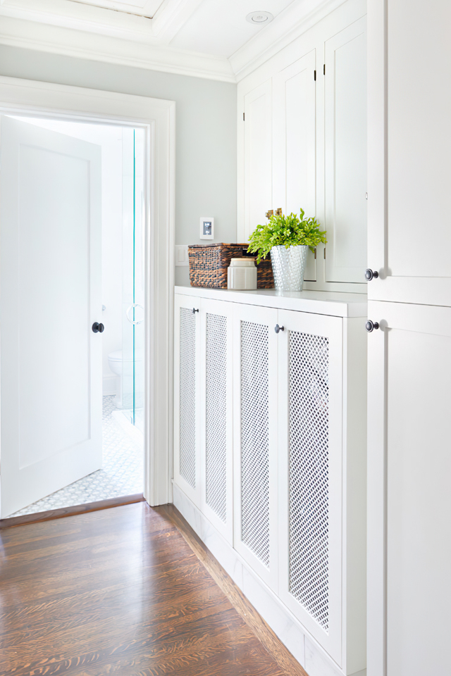 Laundry room in hallway built-in multifunctional space 